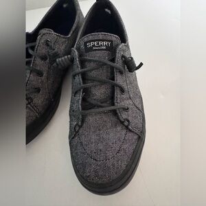Sperry black crystal shoes low sneakers women size 9.